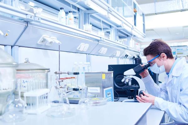 RUSSKO и РакФонд поддержат наиболее перспективные разработки в области онкологии