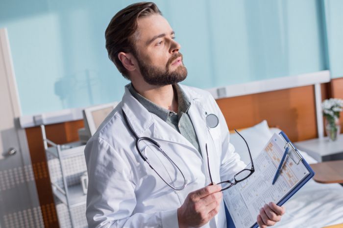 В Госдуме обсуждают, как сделать врача субъектом права