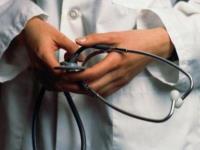 Улучшается качество медицинских услуг Улучшается качество медицинских услуг