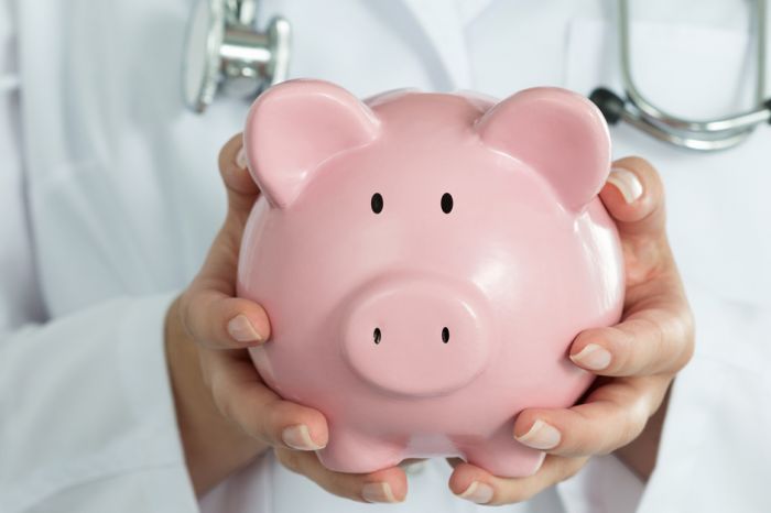 СМО стучатся в дверь платных медуслуг.