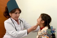 Население довольно медицинскими услугами