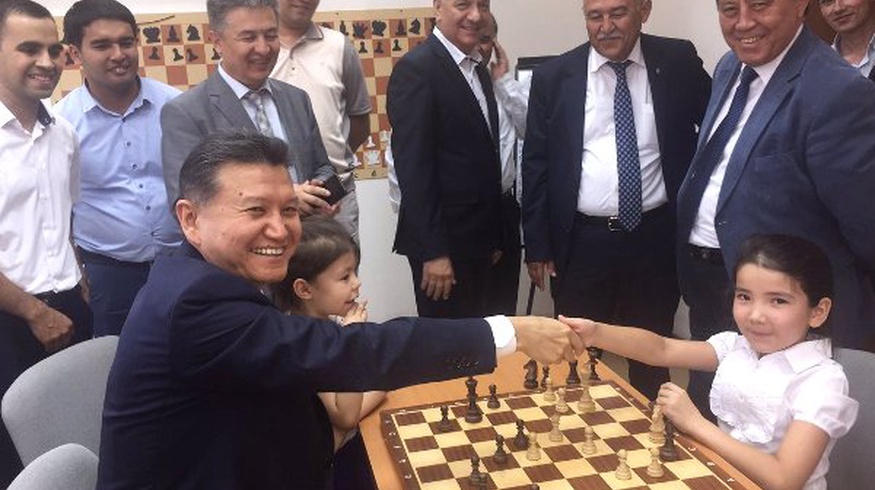 Президент Фиде кирсан илюмжинов в Узбекистане