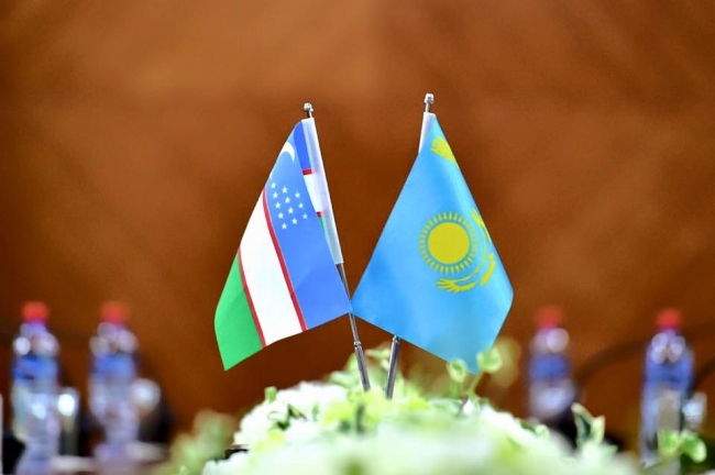 Узбекистан и Казахстан создадут торговые дома в машиностроительной и фармацевтической отраслях