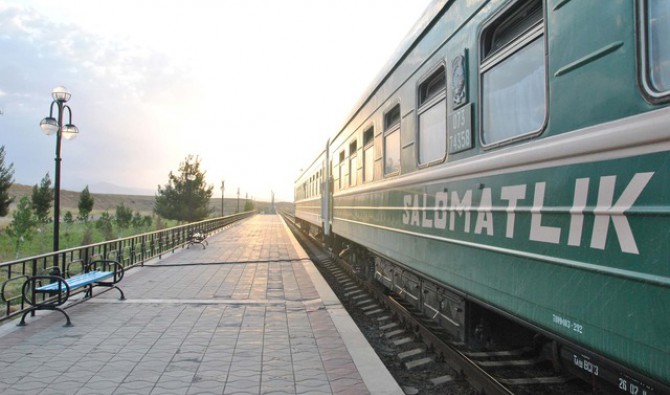 "Поезд здоровья" на службе у населения