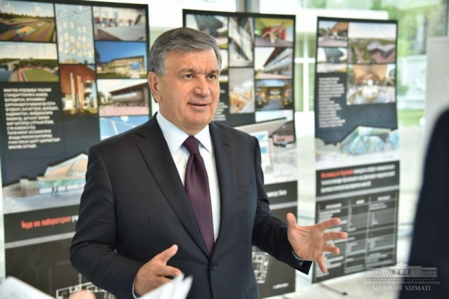 Шавкат Мирзиёев: "Учащиеся основную часть знаний должны получать через электронные средства" Шавкат Мирзиёев: "Учащиеся основную часть знаний должны получать через электронные средства"