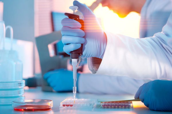 В компании «ИФАР» работают над препаратом, продлевающим жизнь