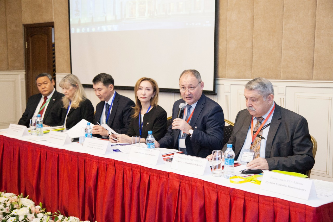 В Алматы на Первой Национальной конференции эксперты обсудили вопросы по интегрированному контролю сочетанной ТБ/ВИЧ инфекции