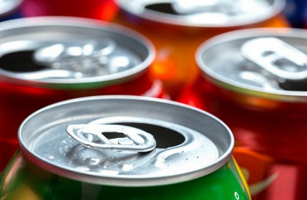 Ученые: 2 банки газировки в день приближают инфаркт