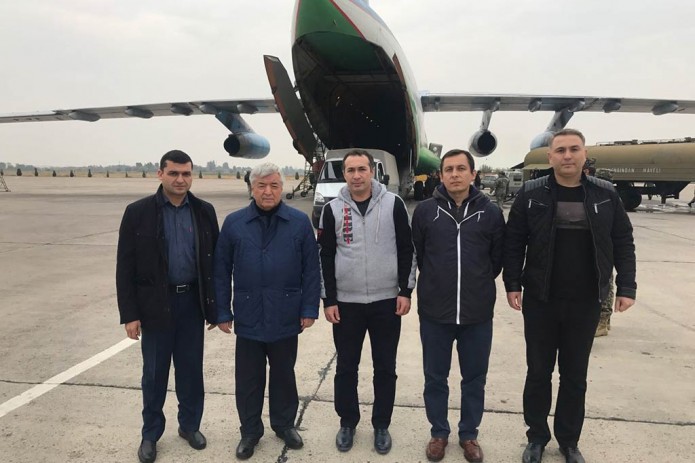 Медицинская группа вылетела в РФ для оказания помощи узбекистанцам