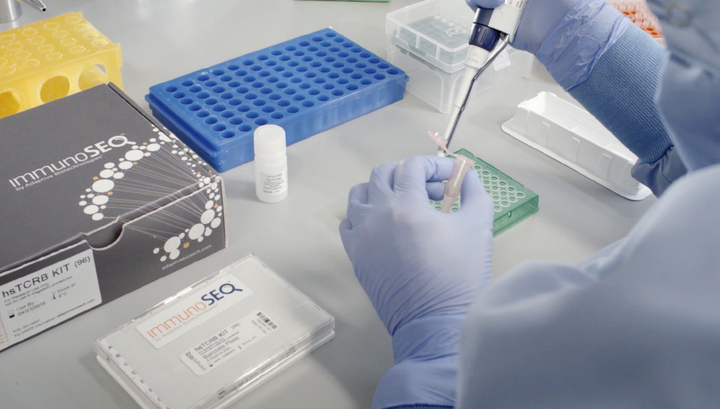 Компания Microsoft приступила к чтению "иммунной летописи" человека