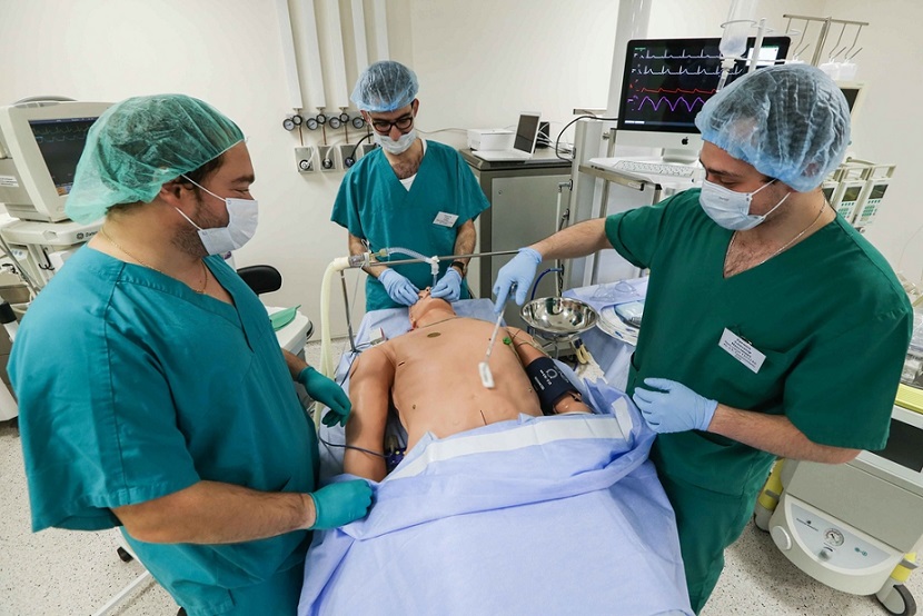 Почти 20 тысяч специалистов РФ прошли обучение в Симуляционном центре Боткинской больницы