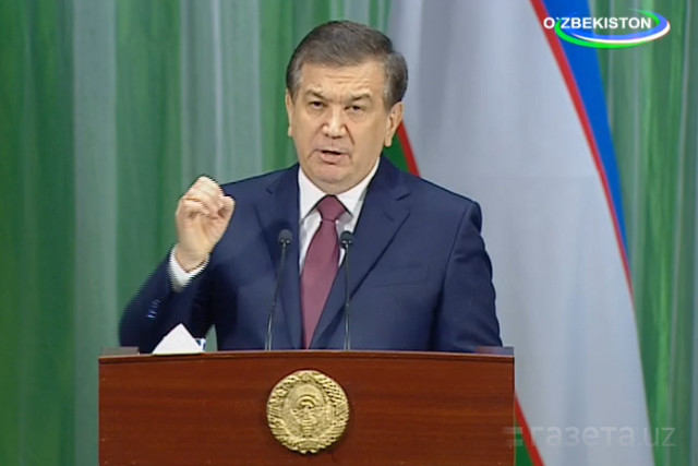 «Биз одамлар билан мулоқот қилишни унутиб қўйдик» — Шавкат Мирзиёев