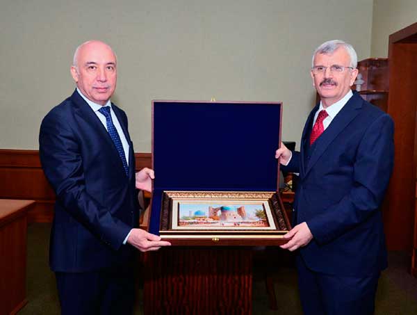 В Бухаре откроются филиал и клиника Турецкого университета медицинских знаний В Бухаре откроются филиал и клиника Турецкого университета медицинских знаний