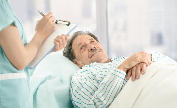 Слабоумие может передаваться через грязные хирургические инструменты Слабоумие может передаваться через грязные хирургические инструменты