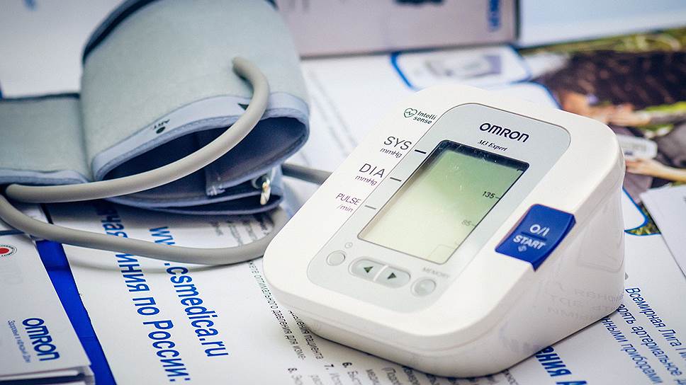 Полис ОМС может дойти до частных клиник в РФ